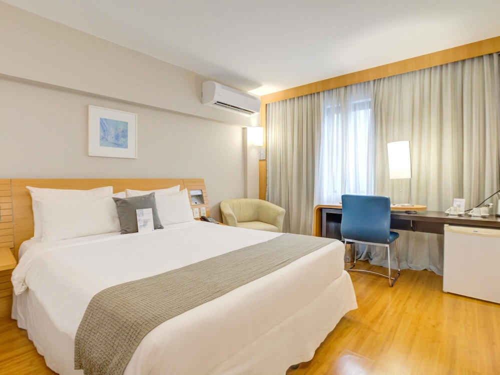 Habitación Executive con 1 cama doble del hotel Novotel Rj Santos Dumont. Foto 4