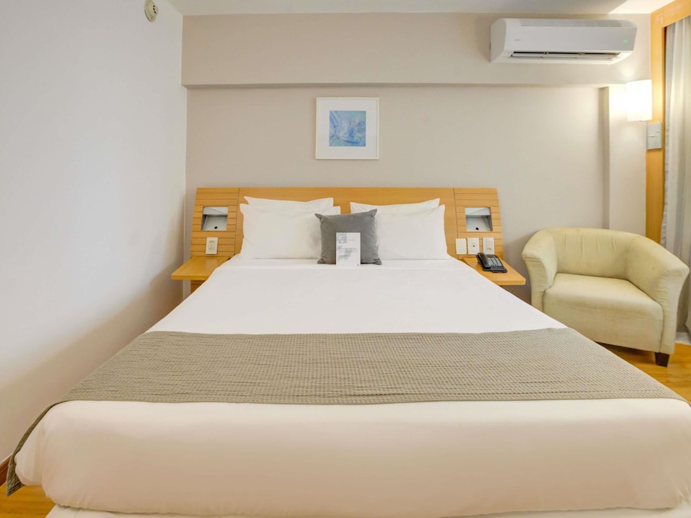 Habitación Executive con 1 cama doble del hotel Novotel Rj Santos Dumont. Foto 6