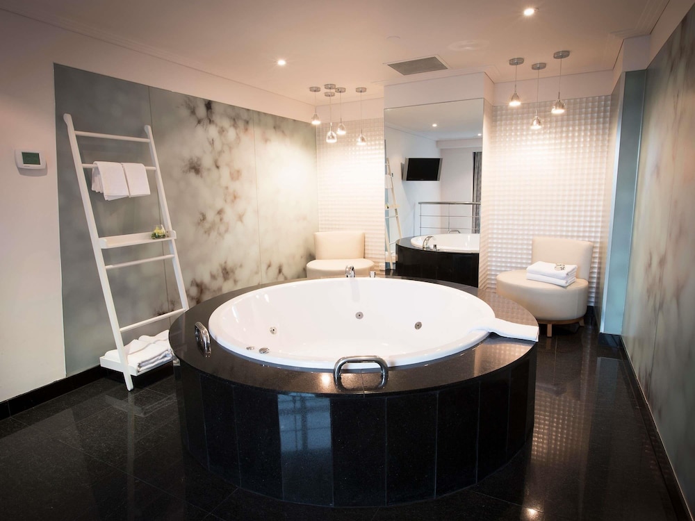 Loft, 1 cama de matrimonio grande del hotel The Como Melbourne. Foto 2