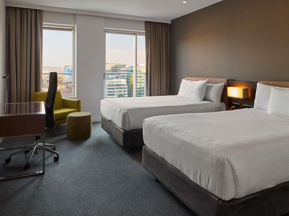 Habitación Premium Deluxe, 2 camas dobles, vistas al parque y balcón del hotel Pullman Adelaide