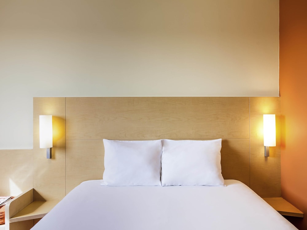 Habitación Estándar con 1 cama doble del hotel Ibis Juarez Consulado. Foto 1