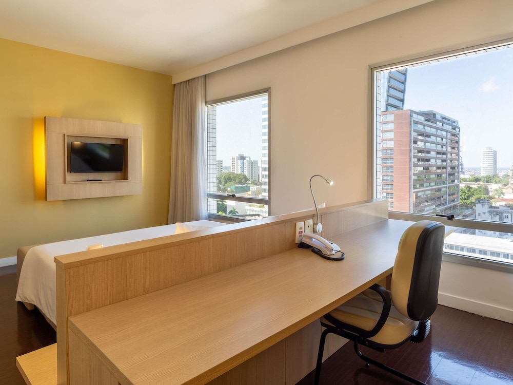 Habitación Superior con cama doble del hotel Mercure Manaus. Foto 6