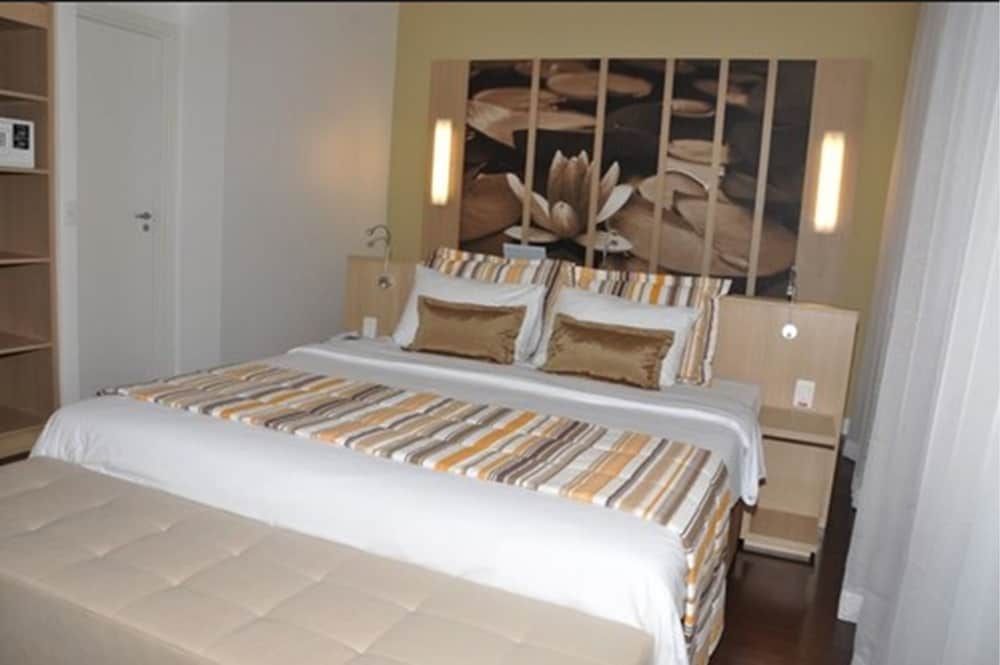 Habitación superior con 2 camas individuales del hotel Mercure Manaus. Foto 5
