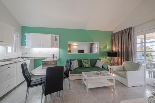 Apartamento Superior del hotel Club Vista Serena. Foto 8