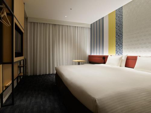 Habitación Superior amplia con cama extragrande - No fumadores del hotel Mitsui Garden Kyoto Shijo
