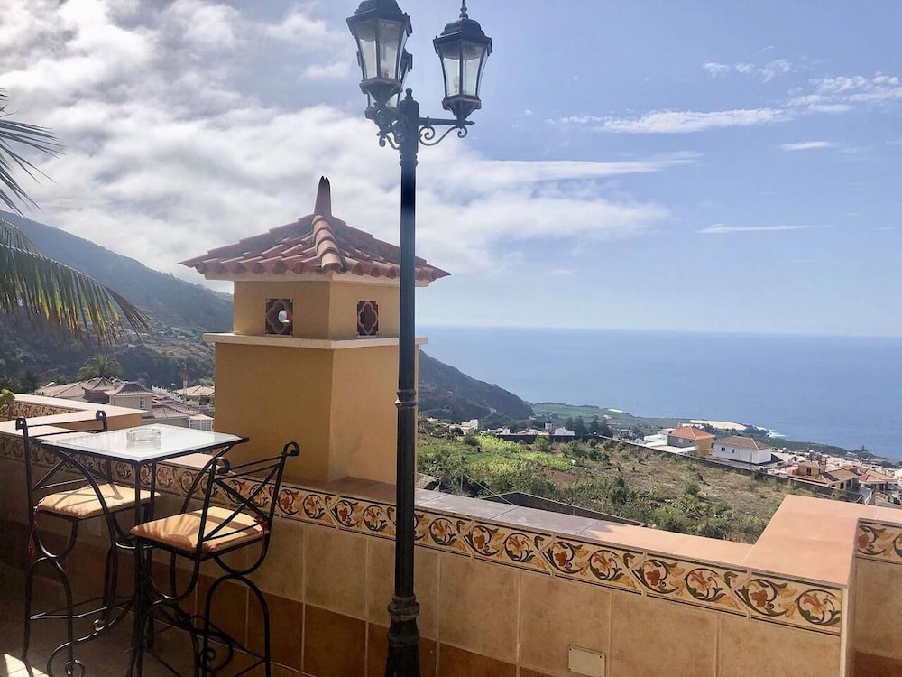 Suite familiar, 2 habitaciones, terraza, vistas al mar del hotel Estrella Del Norte. Foto 8