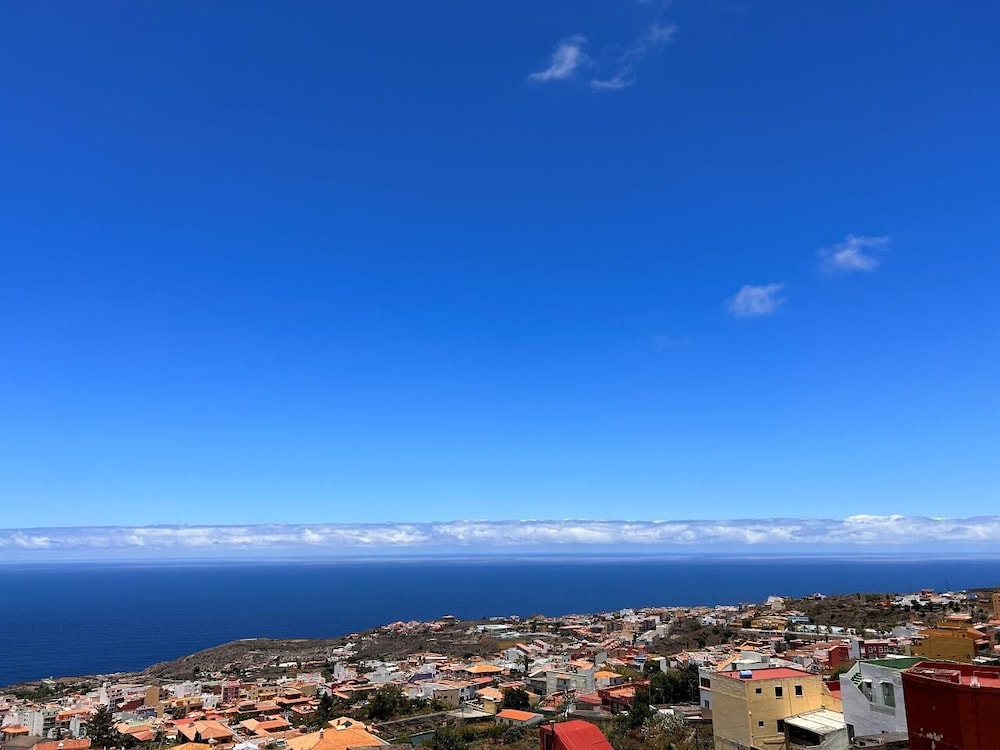 Apartamento superior, 2 habitaciones, terraza, vistas al mar del hotel Estrella Del Norte. Foto 12