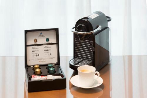 Habitación Doble Superior para no fumadores con cama supletoria - 2 camas del hotel Nikko Princess Kyoto. Foto 4