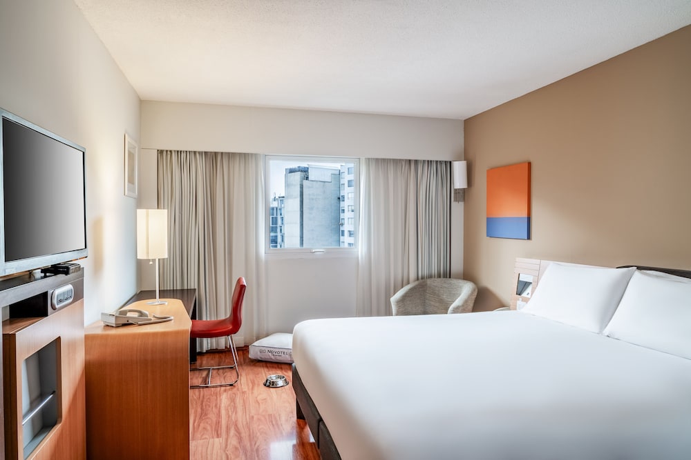 Habitación ejecutiva, 1 cama doble del hotel Novotel Lima San Isidro. Foto 5