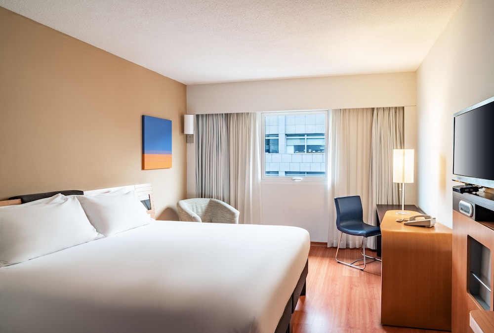 Habitación ejecutiva, 1 cama doble del hotel Novotel Lima San Isidro. Foto 6