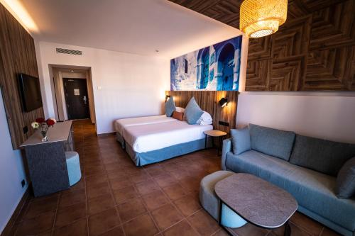 Habitación Doble Superior con vistas al mar del hotel Be Live Collection Saidia. Foto 2