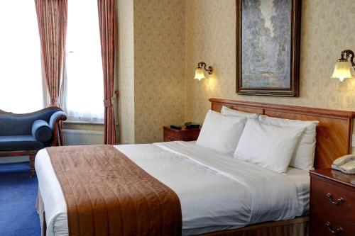Habitación Familiar - 1 cama doble y 2 camas individuales del hotel Best Western Swiss Cottage