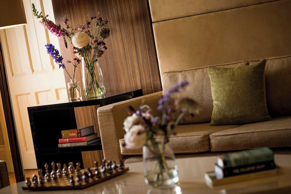 The Queen Victoria Suite del hotel St Pancras London, Autograph Collection. Foto 1