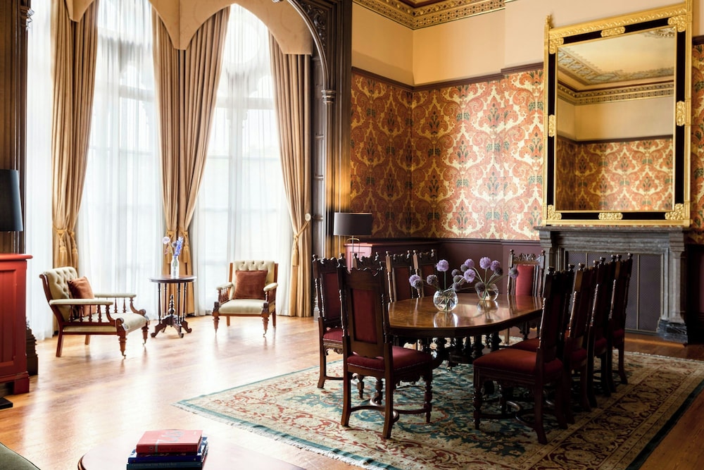 Sir George Gilbert Scott Suite del hotel St Pancras London, Autograph Collection