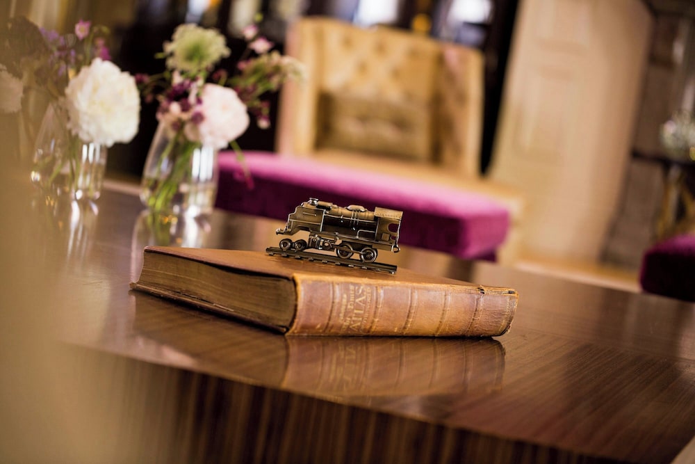 Suite Royal, 3 habitaciones del hotel St Pancras London, Autograph Collection. Foto 4