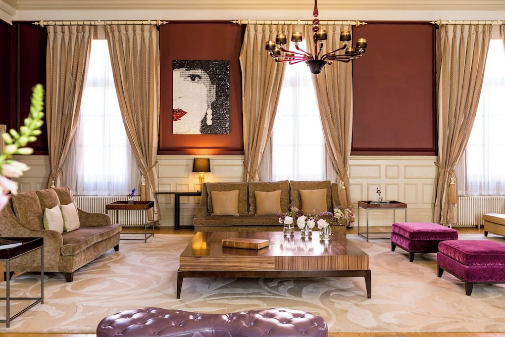 Suite Royal, 3 habitaciones del hotel St Pancras London, Autograph Collection. Foto 8