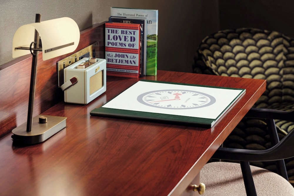 Loft Bedroom del hotel St Pancras London, Autograph Collection. Foto 1