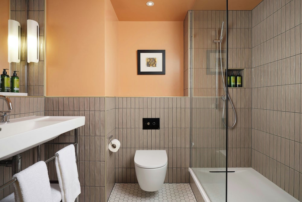 Loft Bedroom del hotel St Pancras London, Autograph Collection. Foto 3