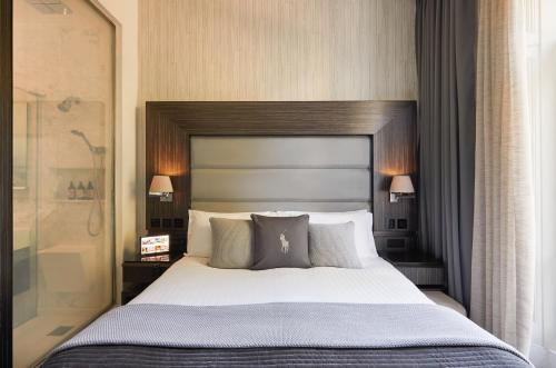 Habitación Estándar - Cama extragrande del hotel Eccleston Square. Foto 2