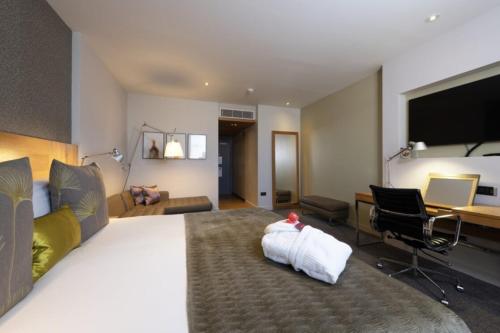 Habitación Deluxe King del hotel Apex Temple Court. Foto 1