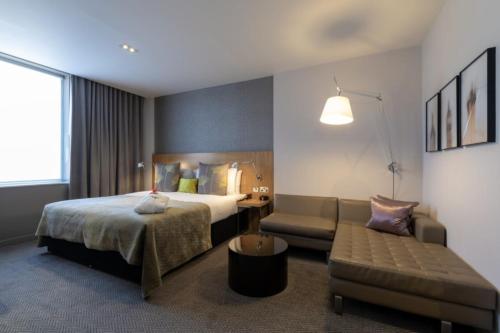 Habitación Deluxe King del hotel Apex Temple Court. Foto 3