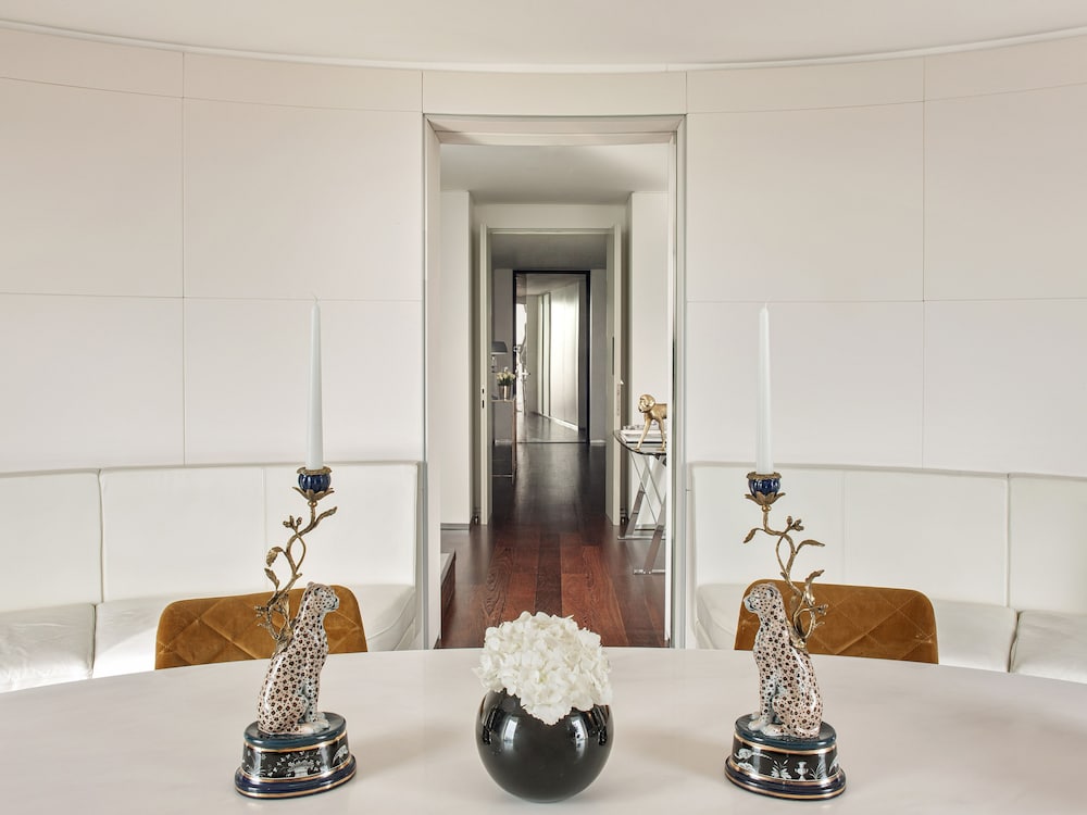 Ático de 2 dormitorios (Ultimate ME - Duplex - 4+1) del hotel ME London Hotel. Foto 5