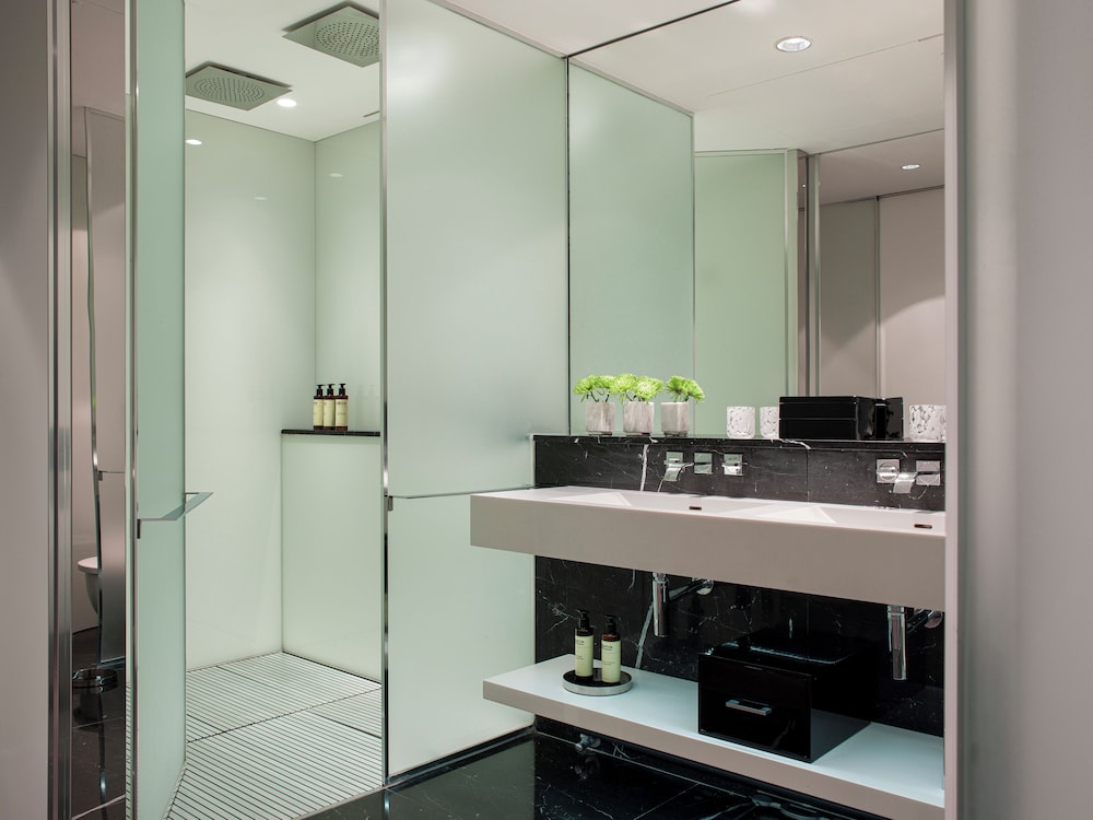 Habitación, vistas a la ciudad (Always ME) del hotel ME London Hotel. Foto 4