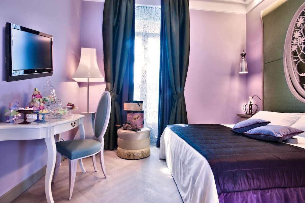 Habitación superior con 1 cama doble o 2 individuales del hotel Château Monfort - Relais & Châteaux