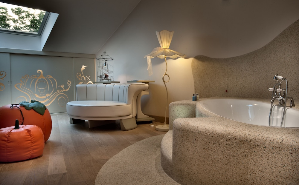 Suite del hotel Château Monfort - Relais & Châteaux. Foto 4