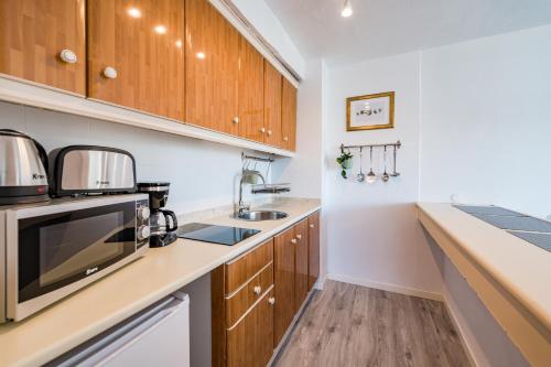 Apartamento Estudio con balcón del hotel Roca Verde. Foto 6