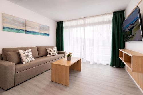 Apartamento de 1 dormitorio con balcón del hotel Roca Verde