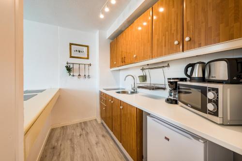 Apartamento de 1 dormitorio con balcón del hotel Roca Verde. Foto 6