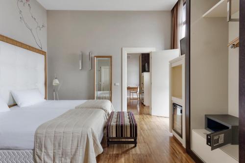 2 Habitaciones Dobles comunicadas del hotel ITALIANA HOTELS MILAN RHO FAIR. Foto 2