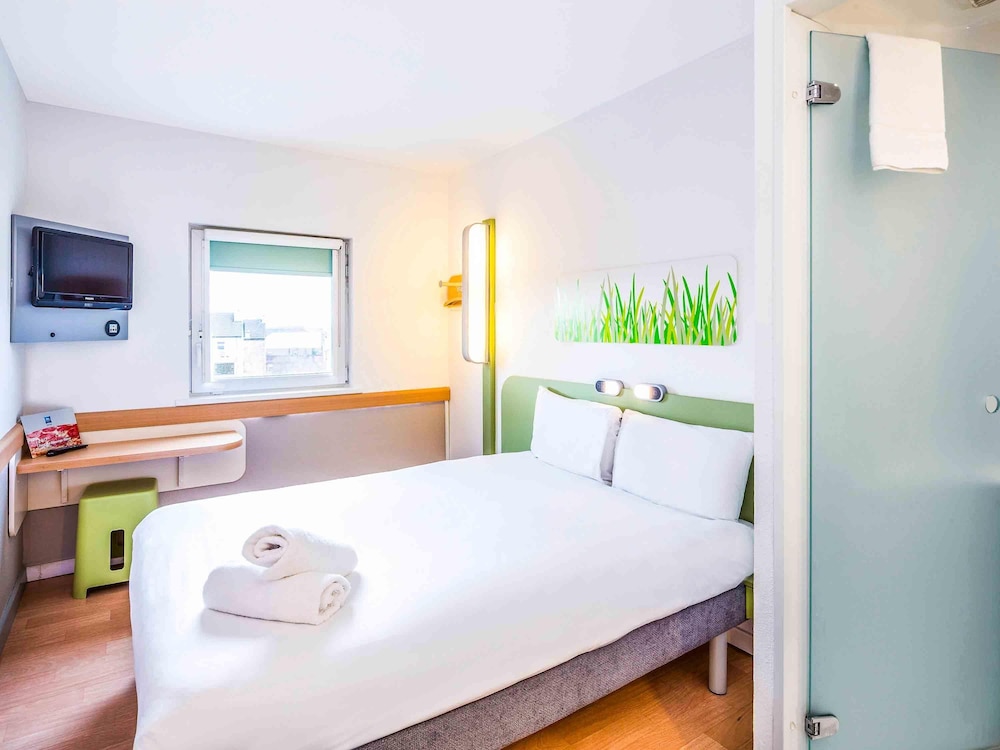 DOBLE - habitación con una cama doble para hasta 2 personas del hotel Ibis Budget Glasgow. Foto 5