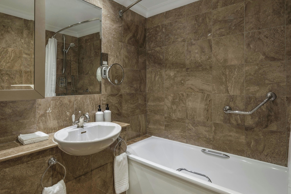 Suite Deluxe, 2 habitaciones del hotel Grand Residences By Marriott