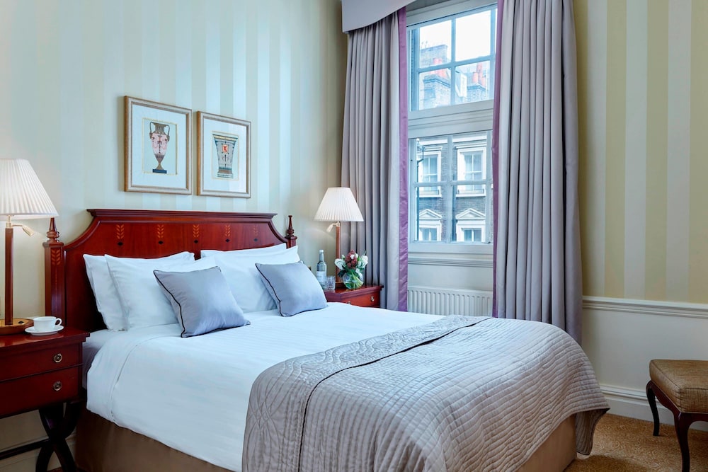 Suite Deluxe, 2 habitaciones del hotel Grand Residences By Marriott. Foto 4