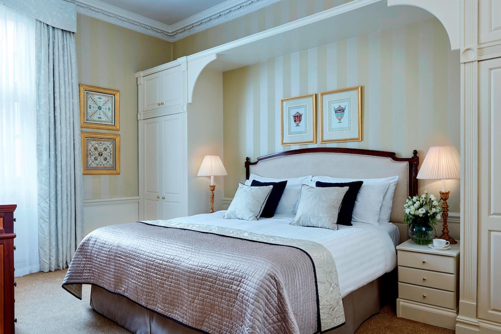 Suite Deluxe, 2 habitaciones del hotel Grand Residences By Marriott. Foto 6