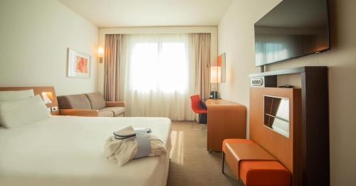 Executive Room with Sea View del hotel Novotel Salerno Est Arechi