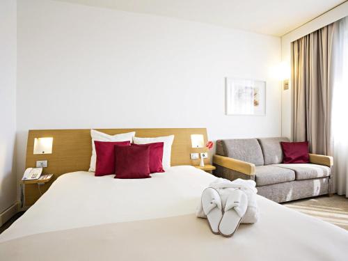 Executive Room with Sea View del hotel Novotel Salerno Est Arechi. Foto 1
