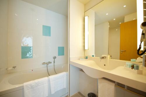 Habitación Superior del hotel Novotel Salerno Est Arechi. Foto 1