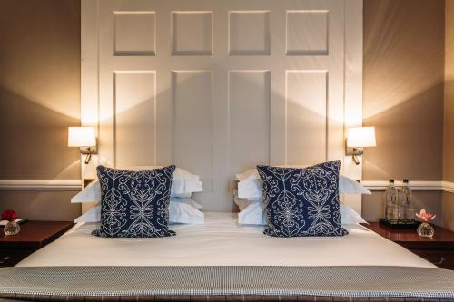 Habitación Superior - 1 cama grande - Cadogan Gardens, 11 del hotel 11 Cadogan Gardens, The Apartments and The Chelsea Townhouse by Iconic Luxury Hotels. Foto 1