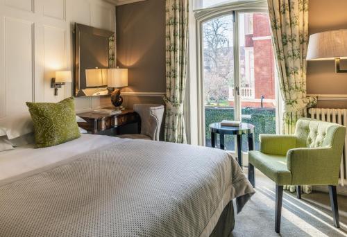 Habitación Superior - 1 cama grande - Cadogan Gardens, 11 del hotel 11 Cadogan Gardens, The Apartments and The Chelsea Townhouse by Iconic Luxury Hotels. Foto 3