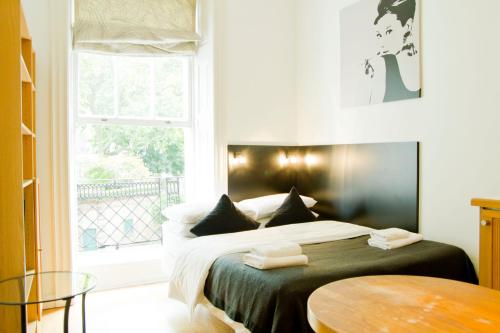 Estudio Estándar con balcón del hotel Studios2let Bloomsbury. Foto 3