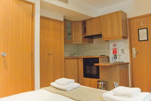 Estudio grande con terraza del hotel Studios2let Bloomsbury. Foto 2