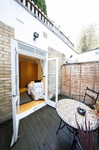 Estudio grande con terraza del hotel Studios2let Bloomsbury. Foto 4