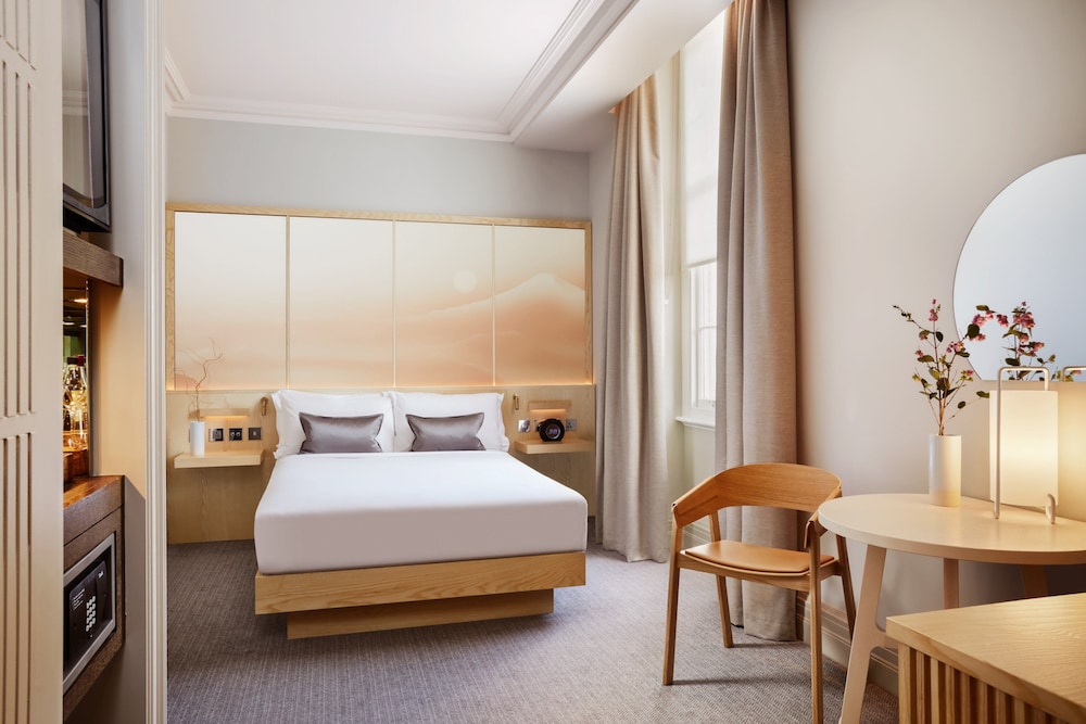 Habitación superior del hotel The Prince Akatoki London. Foto 3