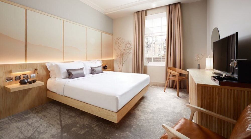 Habitación Deluxe del hotel The Prince Akatoki London. Foto 2