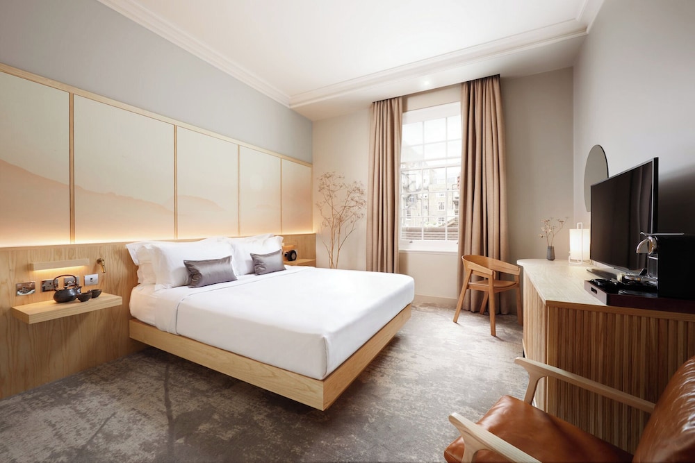 Habitación Deluxe del hotel The Prince Akatoki London. Foto 5