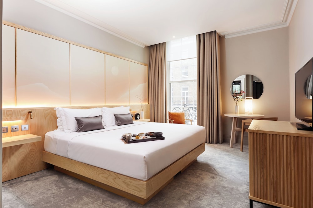 Habitación ejecutiva del hotel The Prince Akatoki London. Foto 8