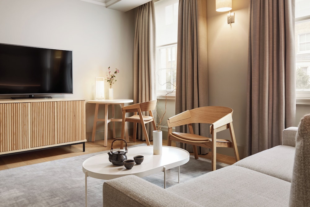 Suite ejecutiva (Junior) del hotel The Prince Akatoki London. Foto 4
